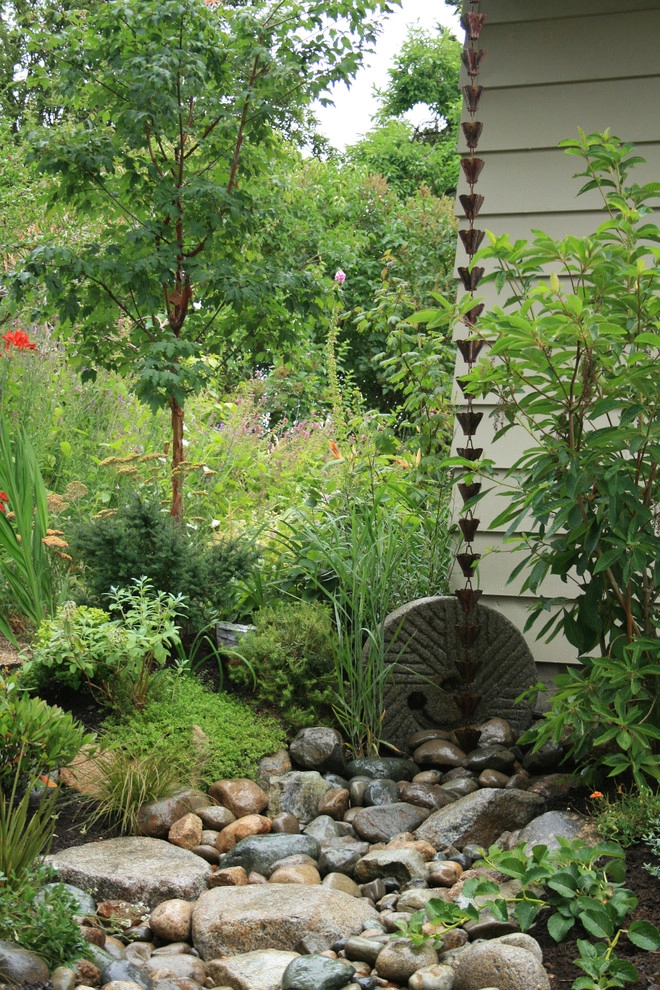 West Seattle Eco-friendly Home by In Harmony Sustainable Landscapes - Photo 3