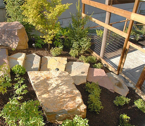 Private Urban Landscape by In Harmony Sustainable Landscapes - Photo 3