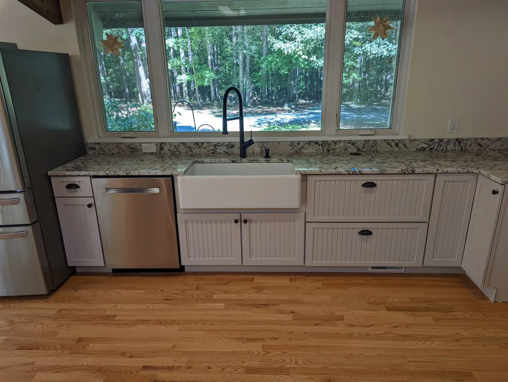 Open concept kitchen by A.M.Carter Construction Inc - Photo 8
