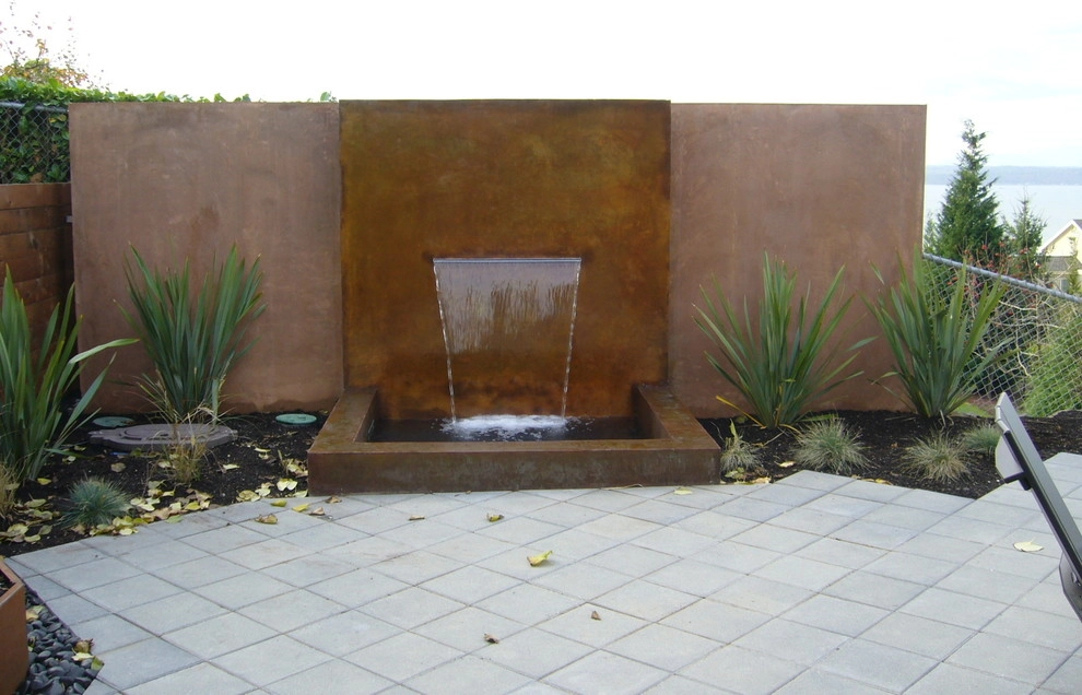 Waterfront Property, West Seattle by In Harmony Sustainable Landscapes - Photo 5