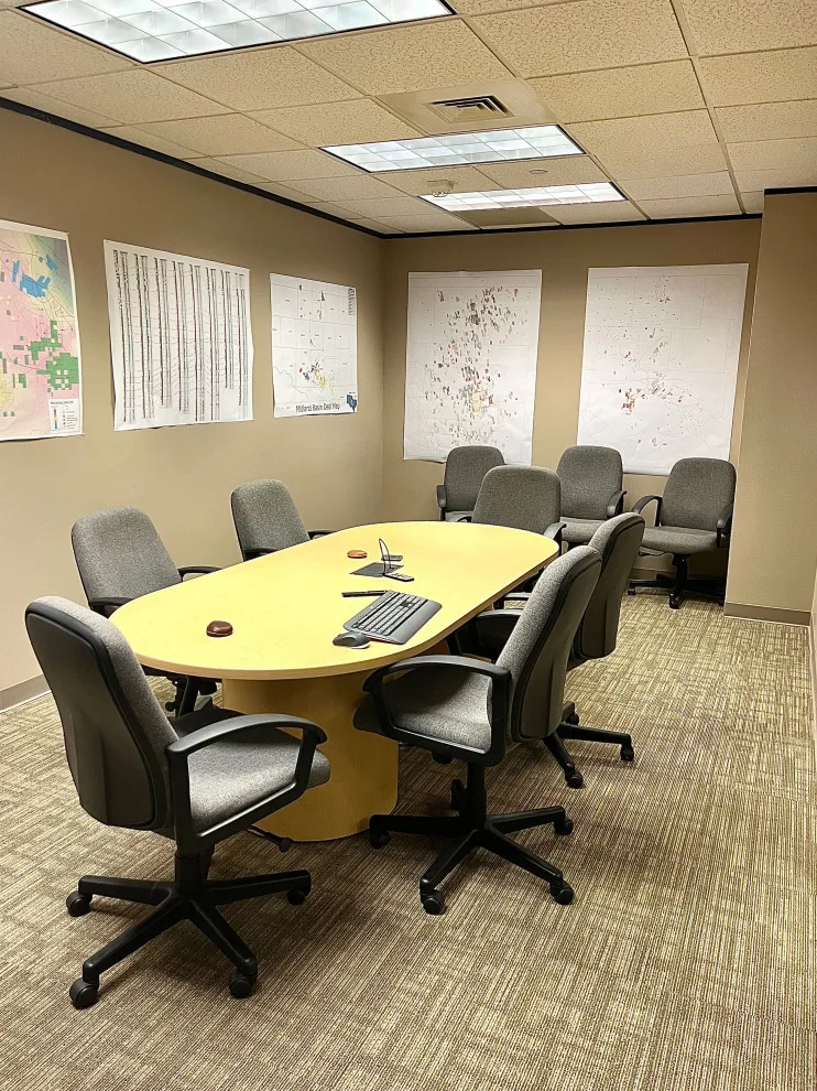 Office Space for Commercial Tenants by Jonestar Construction - Photo 6