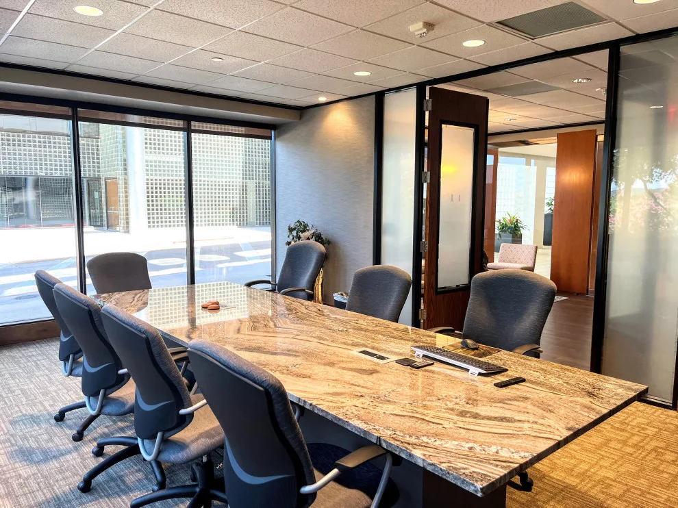 Office Space for Commercial Tenants by Jonestar Construction - Photo 2