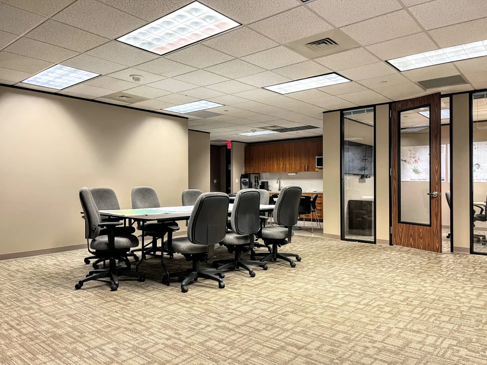 Office Space for Commercial Tenants by Jonestar Construction - Photo 8