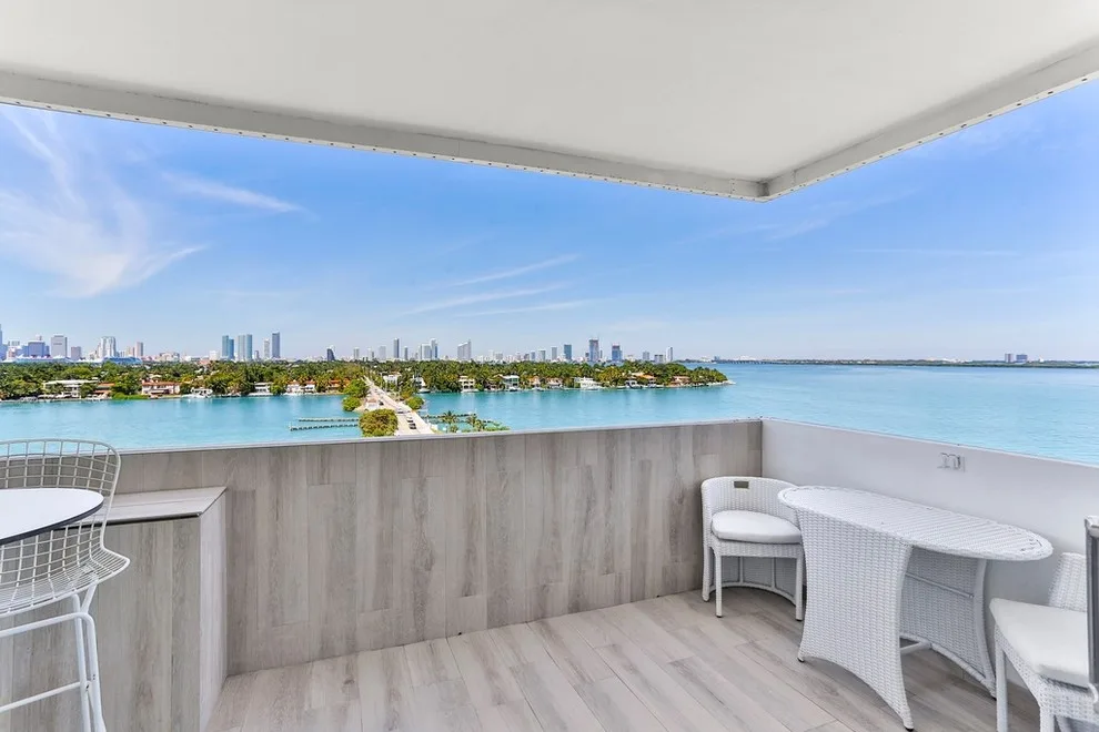 Beautiful Island by Persal General Contractor - Photo 3