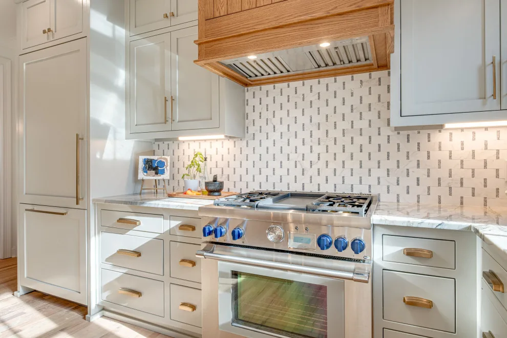 Belle Rive Complete Home Renovation by The Kingston Group - Remodeling Specialists - Photo 31