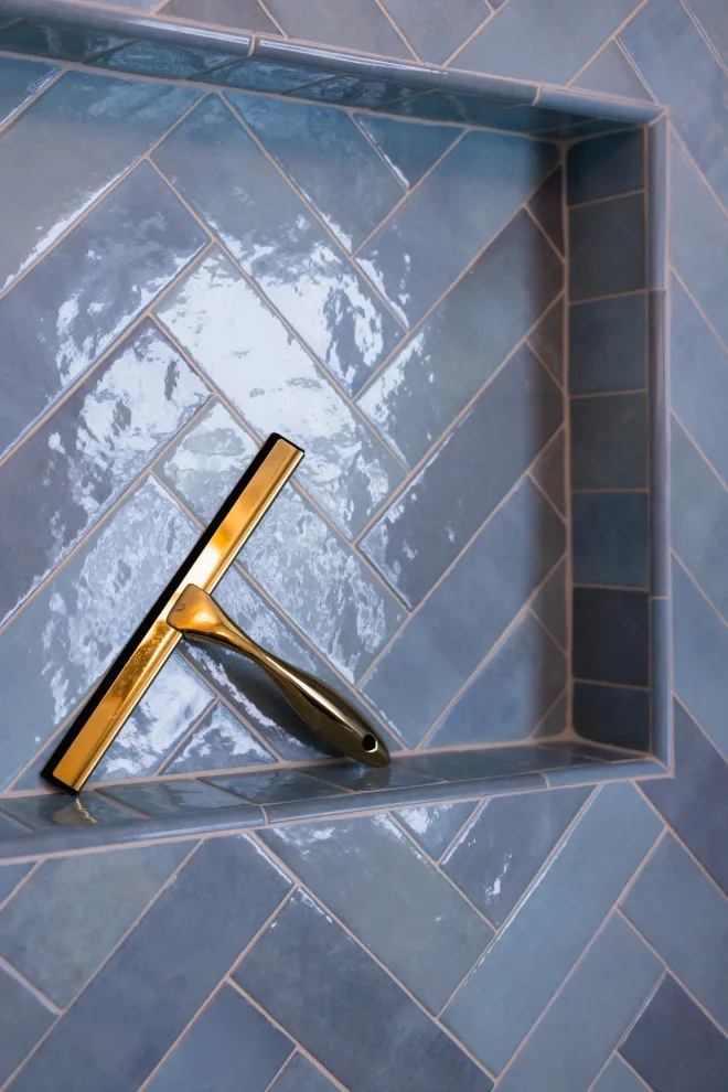Bellevue | Timeless Modern Bathroom Renovation by Hi Hat Installations - Photo 6