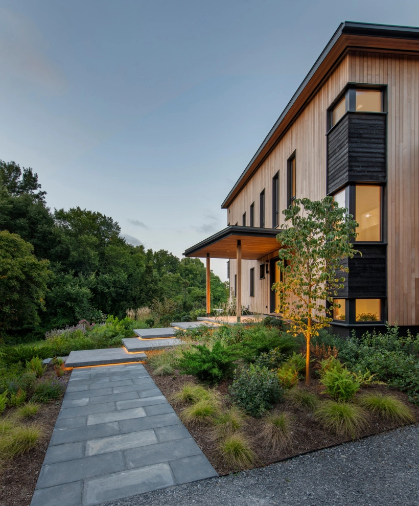 Modern Habitat Landscape by Inge Daniels Design LLC - Photo 3