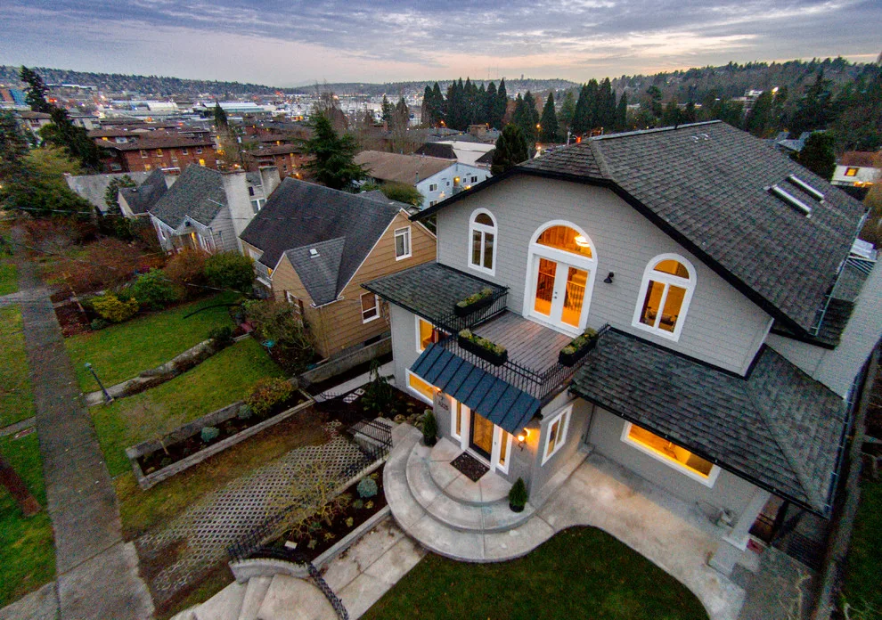 Large Ballard by Blue Water Design Build - Photo 13