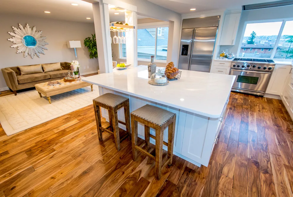 Large Ballard by Blue Water Design Build - Photo 2