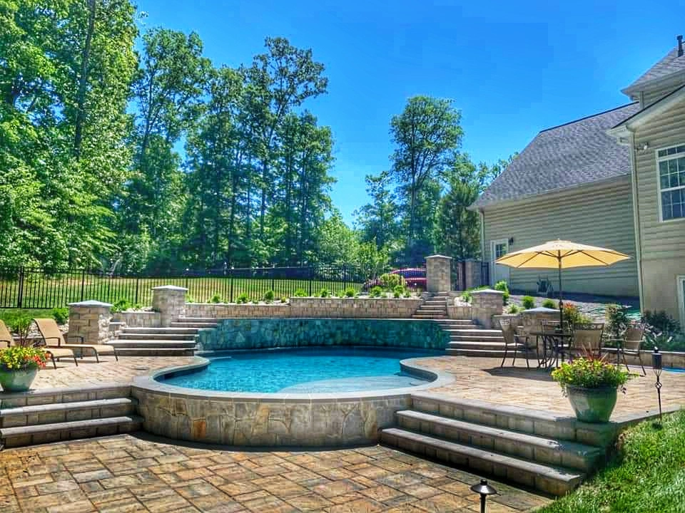 Swimming Pool Landscape Designs by Iris Design Associates - Photo 4