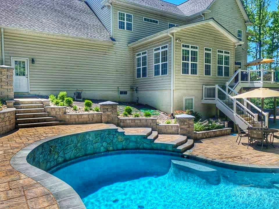 Swimming Pool Landscape Designs by Iris Design Associates - Photo 5