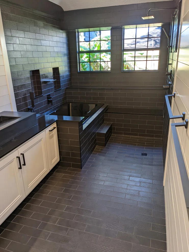 Monochrome Wet Room Bathroom by Prime & Precision - Photo 4