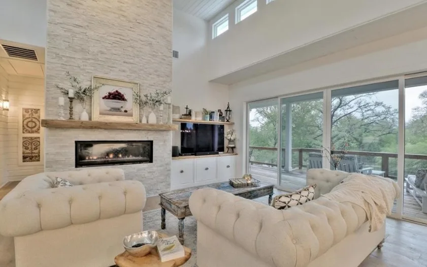 Custom Home with Farmhouse Chic Style by Lifestyle Designs And Remodeling - Photo 9