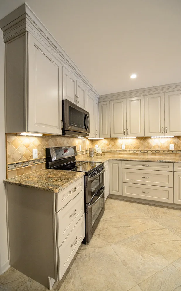 Blenheim - Remodeling Kitchen and Bathroom by Anderson & Rodgers Construction - Photo 2
