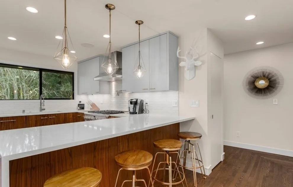 Blevins Residence - Complete Home Renovation by J&c Contractors, LLC - Photo 16