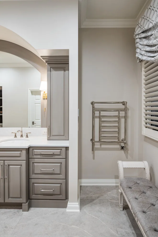 Bloomfield Hills Restroom by Newmyer Distinctive Remodeling - Photo 3