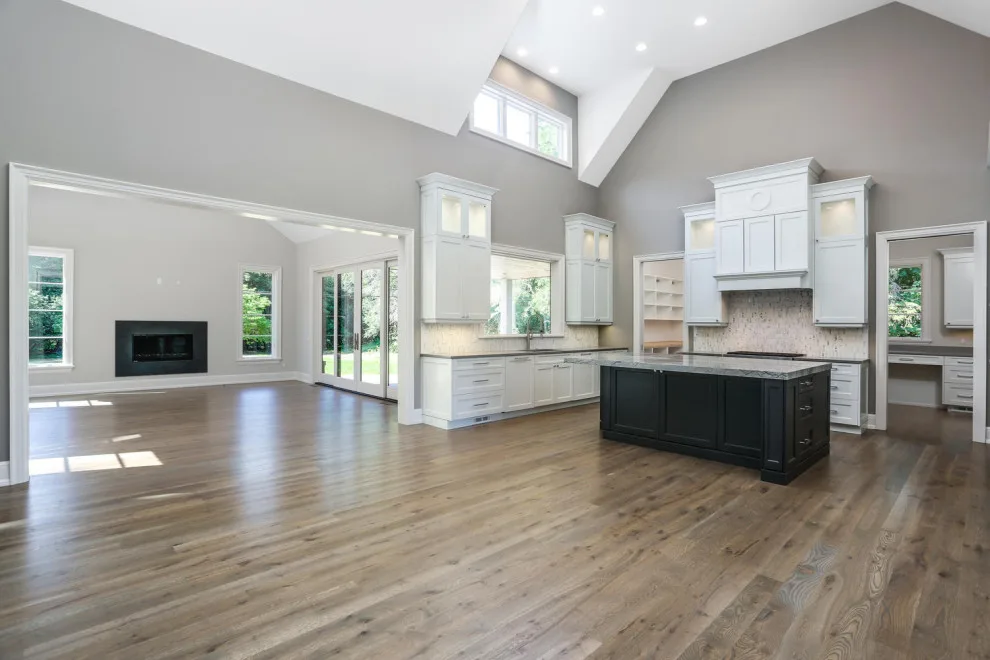 Whitelaw Custom Homes - Photo 2