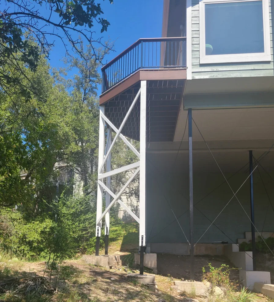 Bob Cat Run Composite Decking by Capitol City Wood Works LLC - Photo 9