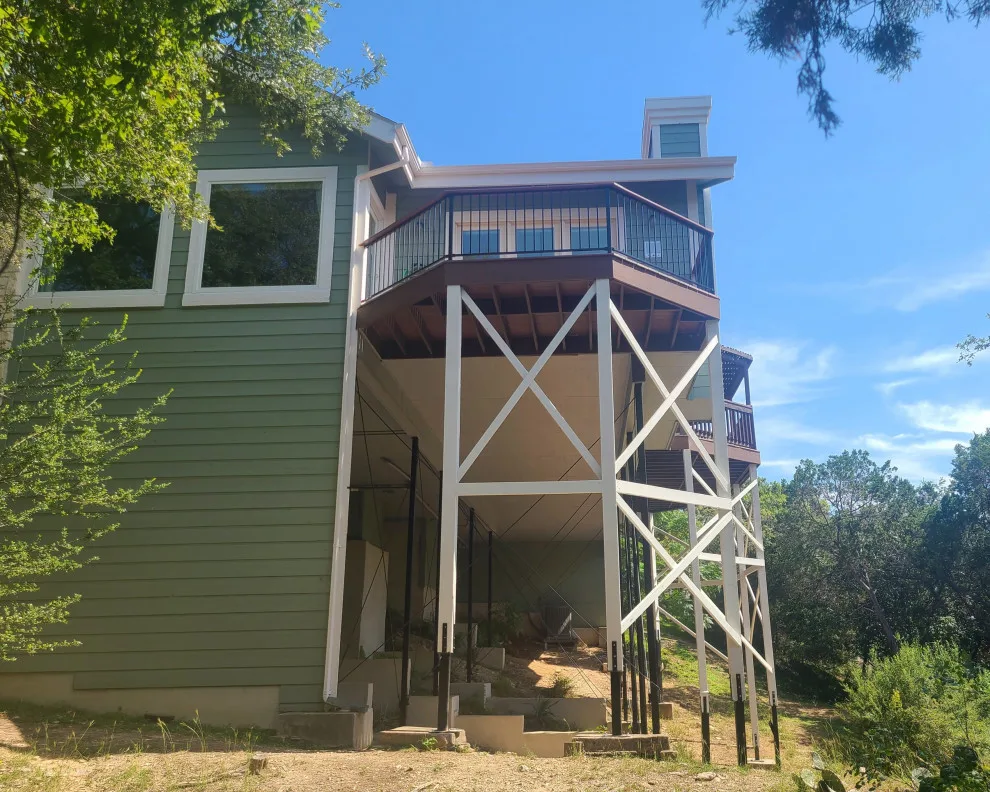 Bob Cat Run Composite Decking by Capitol City Wood Works LLC - Photo 10