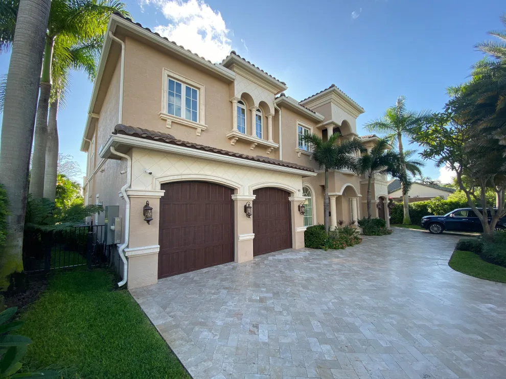 Boca Home by TVI Construction, Corp - Photo 4