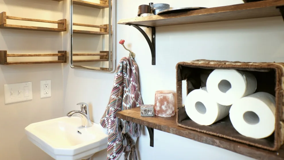 Eclectic Luxury Bathroom by Mint Construction - Photo 2