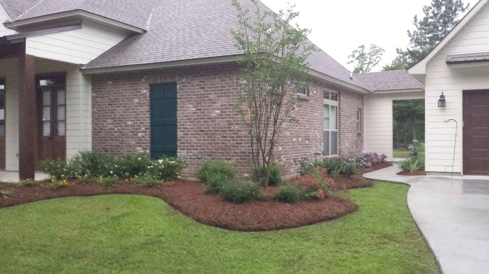 Alford Home by Alford's Landscaping LLC - Photo 2