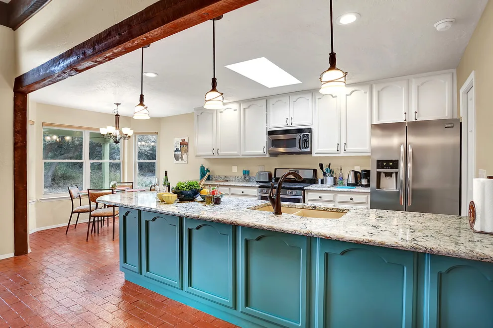 Portia's Creations by Creative Countertops, Cabinets & More - Photo 3