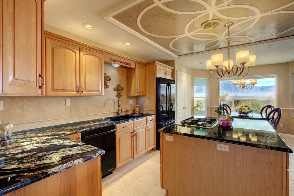 Portia's Creations by Creative Countertops, Cabinets & More - Photo 7