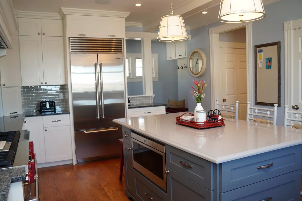 Patriotic Coastal Kitchen Retreat by Taylor Made Cabinets, Leominster MA - Photo 5