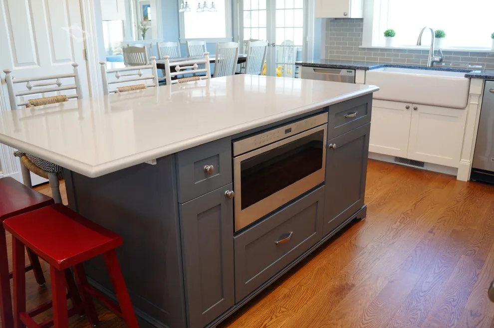Patriotic Coastal Kitchen Retreat by Taylor Made Cabinets, Leominster MA - Photo 11