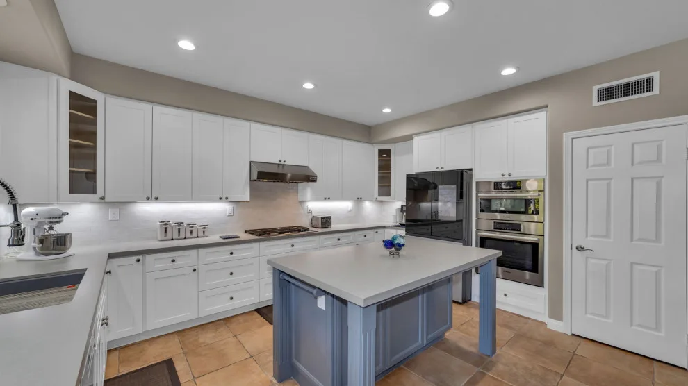Carlsbad Kitchen Renovation: An Elegant and Practical Enhancement by USA Home Remodeling - Photo 2