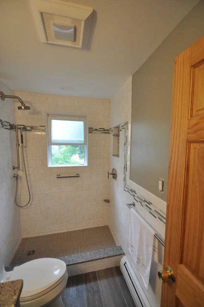 Accent Carry Through Project 1662 by Design 1 Kitchen & Bath - Photo 5