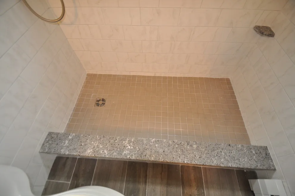 Accent Carry Through Project 1662 by Design 1 Kitchen & Bath - Photo 6