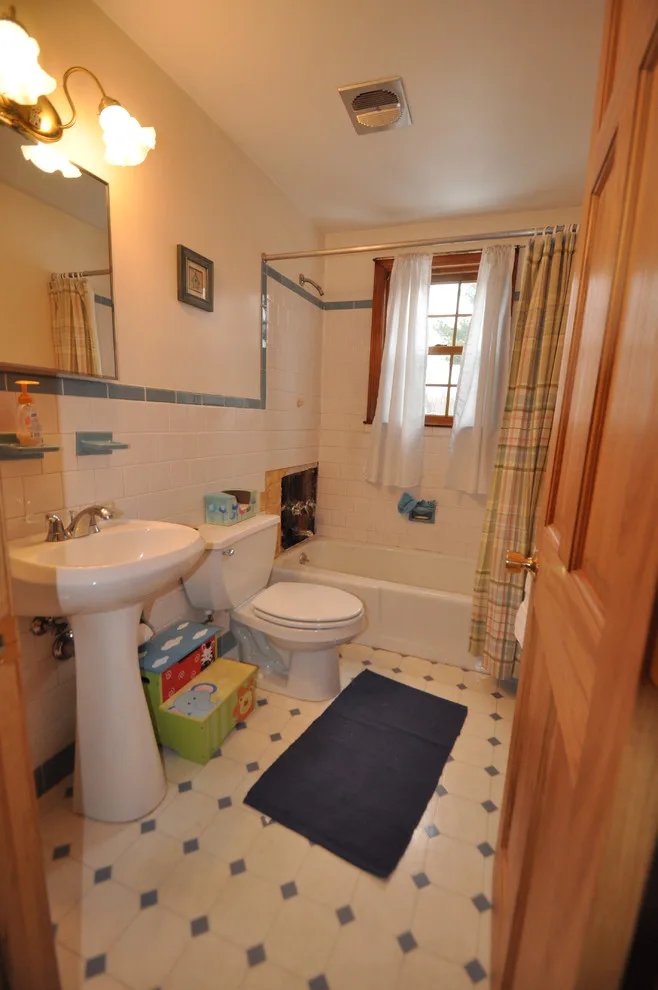 Accent Carry Through Project 1662 by Design 1 Kitchen & Bath - Photo 17