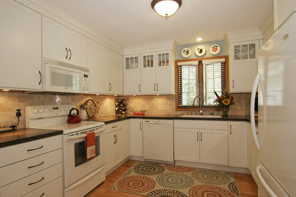 Kitchen Renovation Cascade by DreamMaker Bath & Kitchen Of Greater Grand Rapids - Photo 2