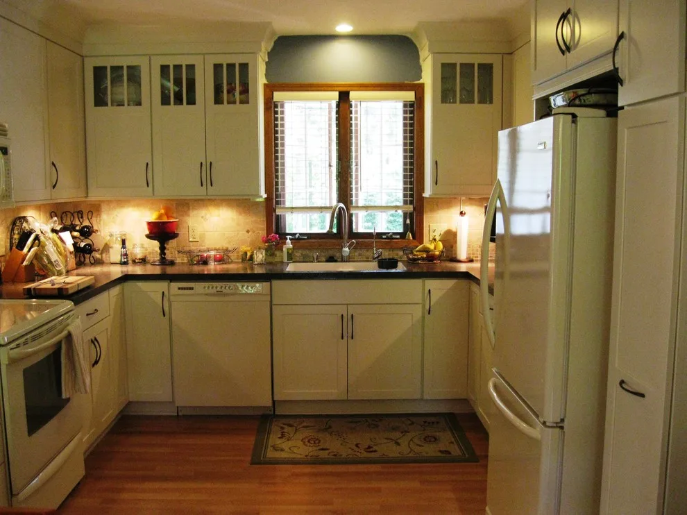 Kitchen Renovation Cascade by DreamMaker Bath & Kitchen Of Greater Grand Rapids - Photo 4
