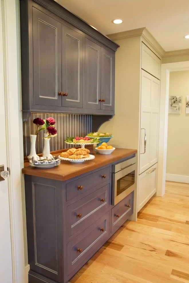 Relaxed Lakeside Summer Retreat by Covenant Kitchens & Baths, Inc. - Photo 4