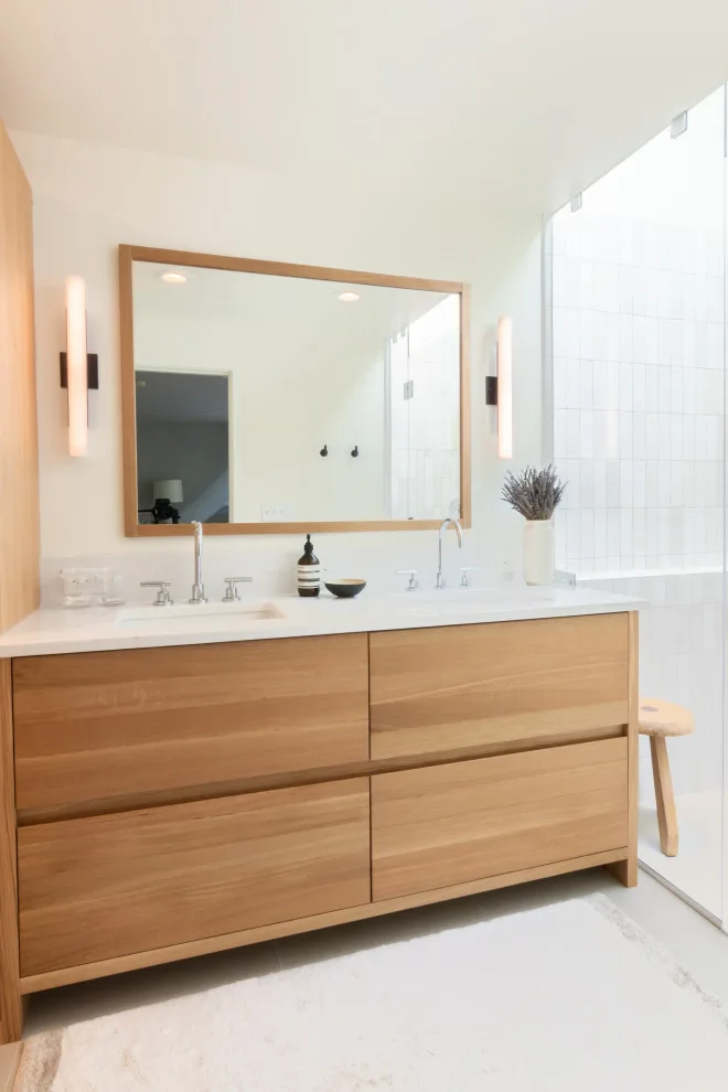 Cedar Hills Primary Bathroom by Straight Line Design And Remodeling - Photo 5
