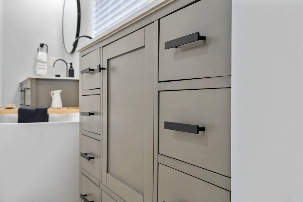 Ridgeforest Drive Restroom by DGK Design + Build - Photo 8