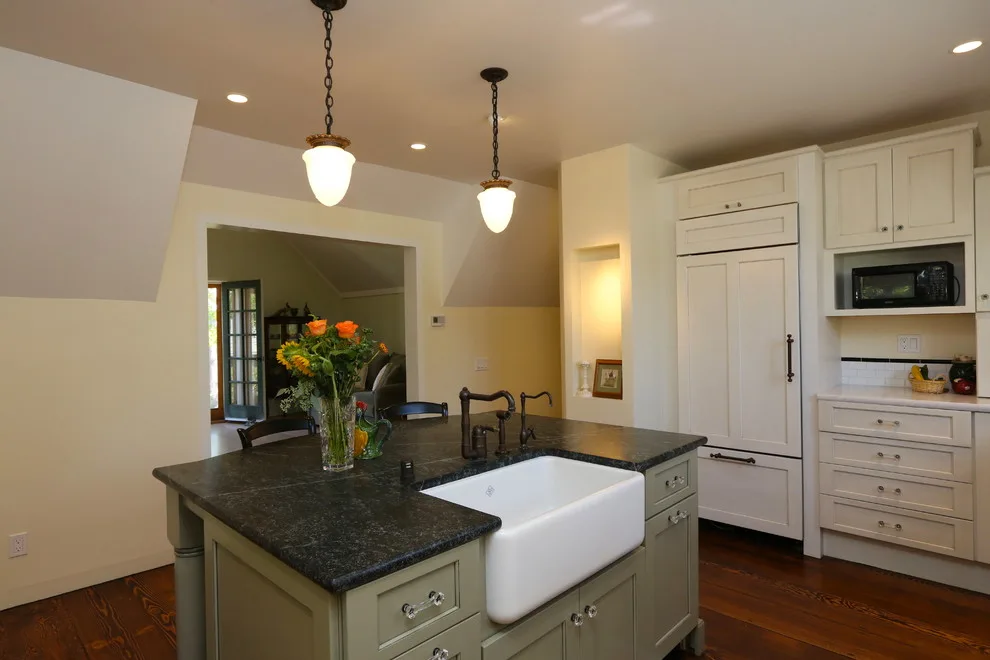 Chancellor Manor by Castle Construction Of Santa Barbara - Photo 55