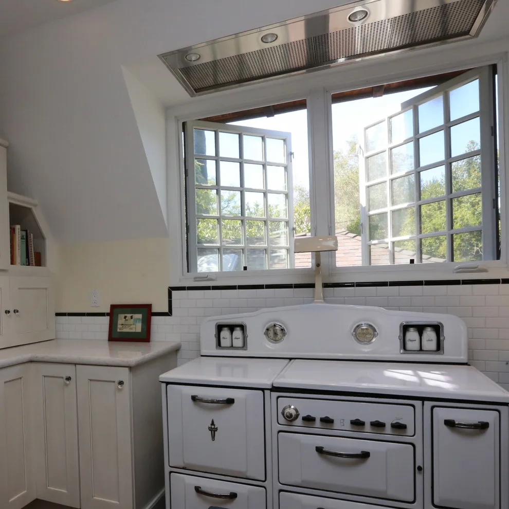 Chancellor Manor by Castle Construction Of Santa Barbara - Photo 25