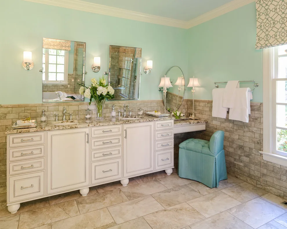 Opulent Chandelier Bathroom by Griffin Customs, LLC - Photo 2