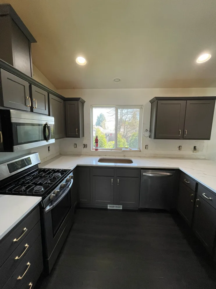 Emerald City Custom Cabinets - Photo 9