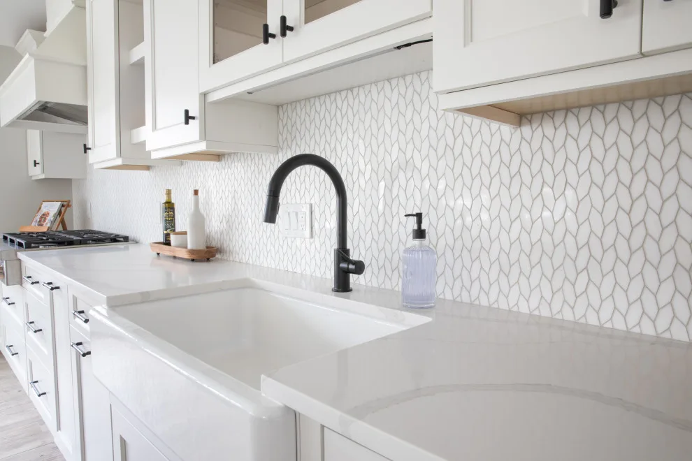 Elegant Chatham Transitional Kitchen by Robinwood Kitchens - Photo 5