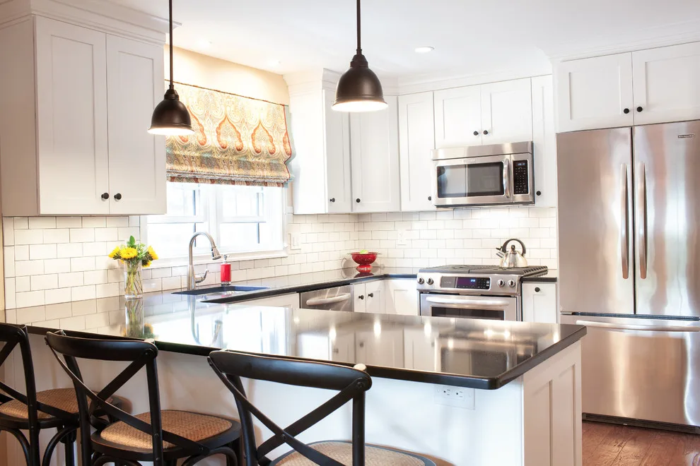 Enchanting Kitchen in the Condo by Robinwood Kitchens - Photo 10