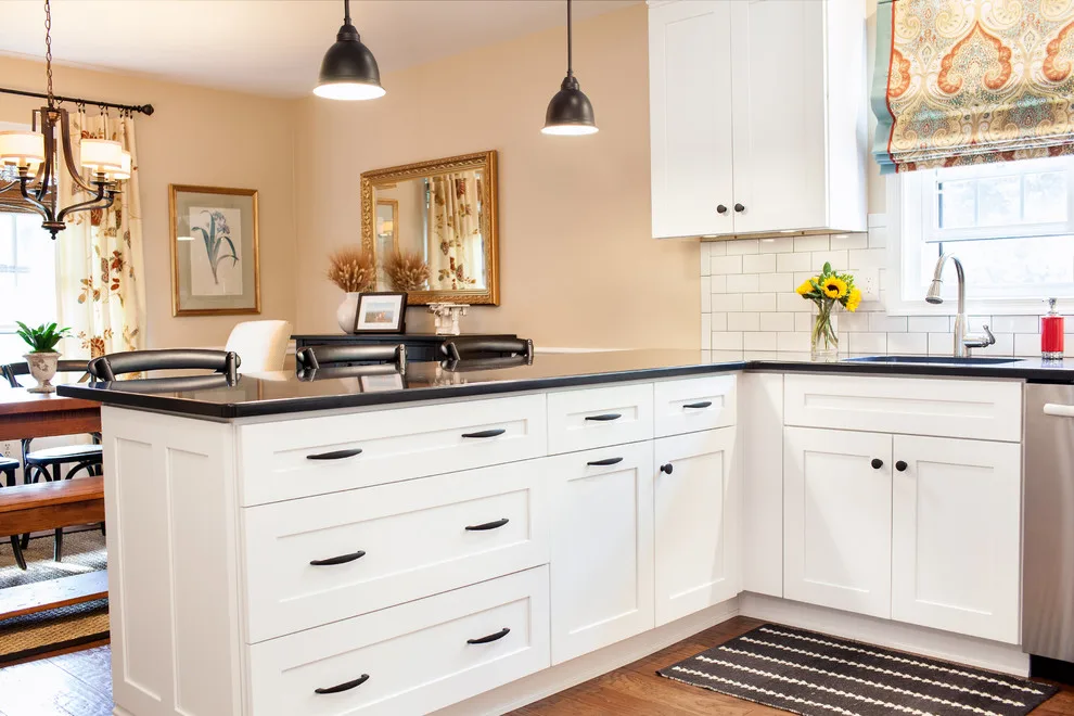 Enchanting Kitchen in the Condo by Robinwood Kitchens - Photo 7