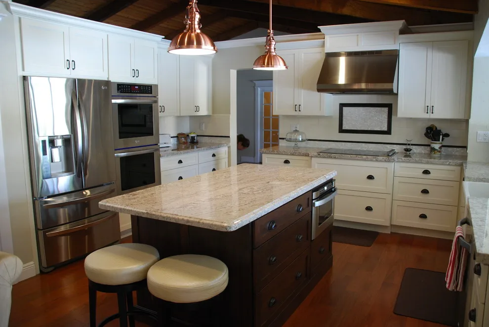 Stylish Modern Kitchen in Miami Falls Area by Eleet Fine American Cabinetry - Photo 8