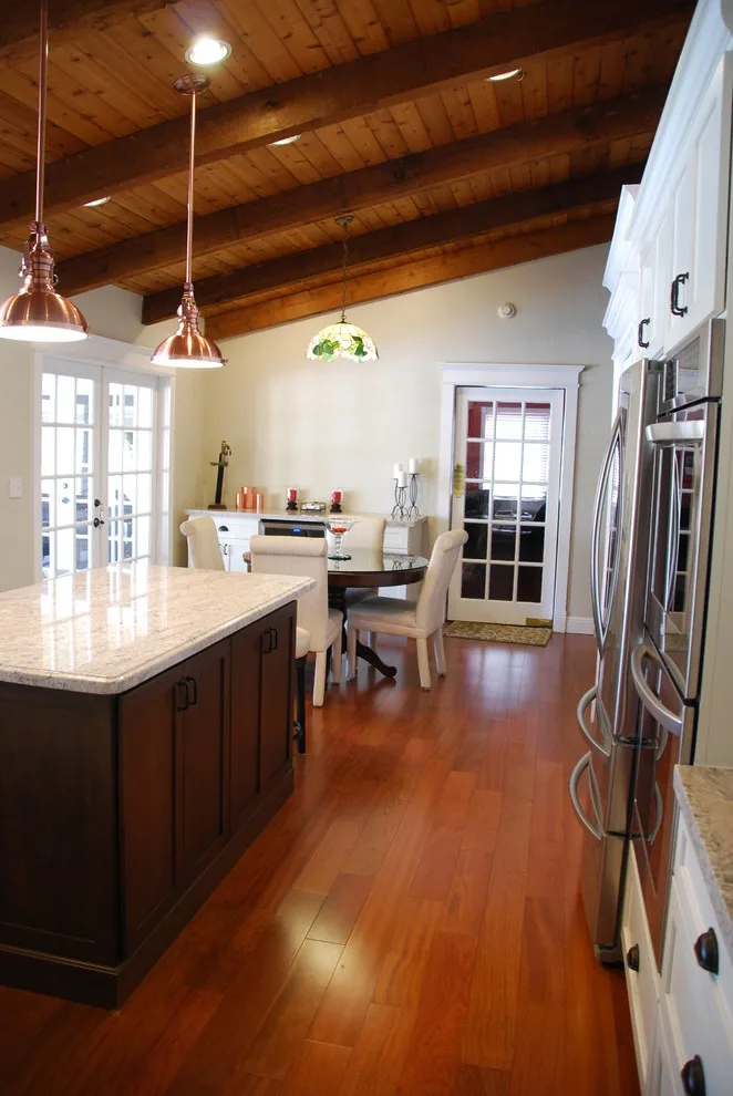 Stylish Modern Kitchen in Miami Falls Area by Eleet Fine American Cabinetry - Photo 4