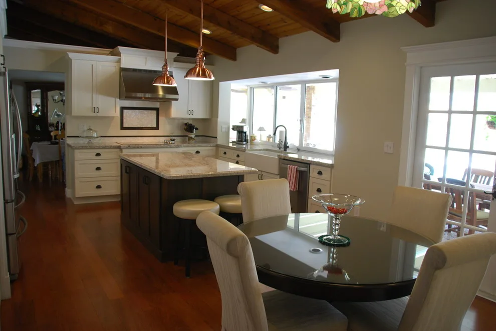 Stylish Modern Kitchen in Miami Falls Area by Eleet Fine American Cabinetry - Photo 7