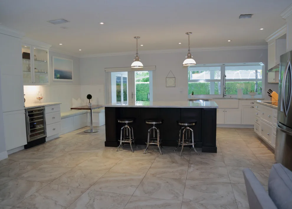 Inviting Spacious Living Room by Eleet Fine American Cabinetry - Photo 3